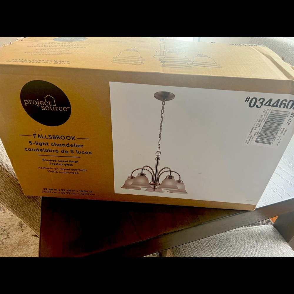 Light fixture; brand new, box never opened